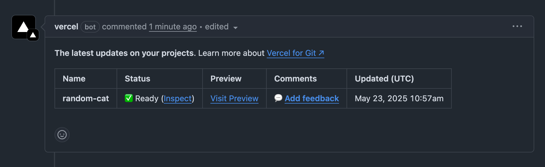 GitHubのプルリクエストにVercel BOTが投稿したコメントで、プロジェクト「random-cat」の最新のデプロイ状況を表すテーブルが表示されている。ステータスは「Ready」で、「Visit Preview」リンクからプレビュー環境にアクセス可能。